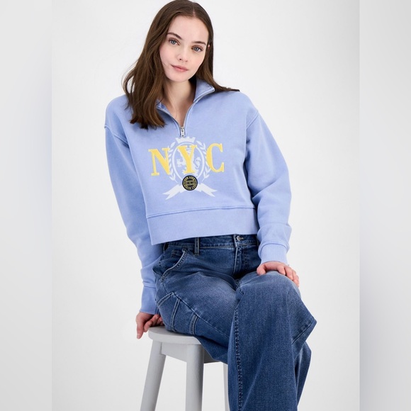 Tommy Jeans
Women's Half-Zip Varsity Sweatshirt XL - Picture 4 of 4